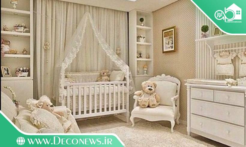 اتاق لاکچری نوزاد با قفسه بندی دیوار